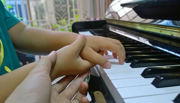 học piano từ cơ bản