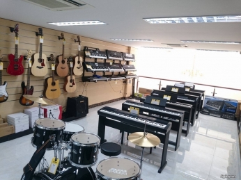 Shop bán đàn guitar tại Gò Vấp
