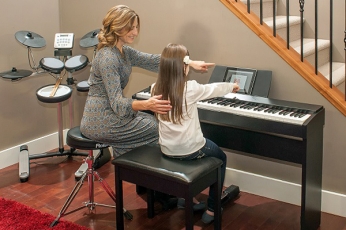 Hướng dẫn chọn đàn piano điện cho bé