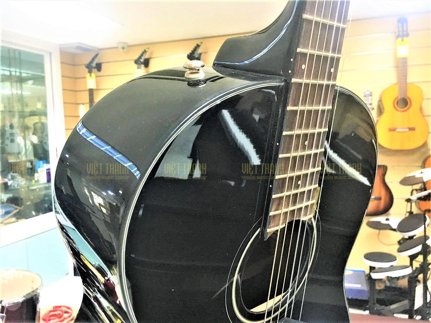 Fender CN-60S, Black